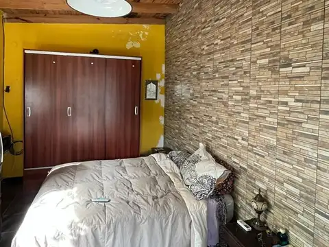 Casa 4 ambientes con 1 baño