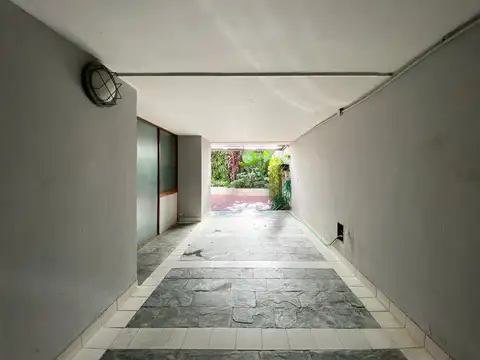 Casa en Venta sobre Av Francia - Apto Crédito