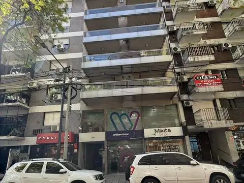 José Hernández al 2400