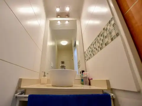 CASA EN VENTA VILLA CASTELLS 3 DORMITORIOS 494 E/ 6 y 7