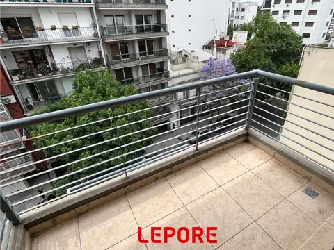 AGRELO 4300, Piso 5