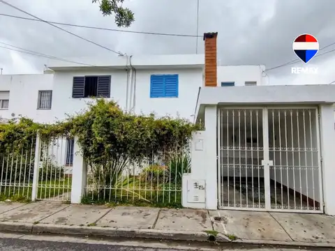 Alquiler casa 3 dormitorios 2 baños zona norte