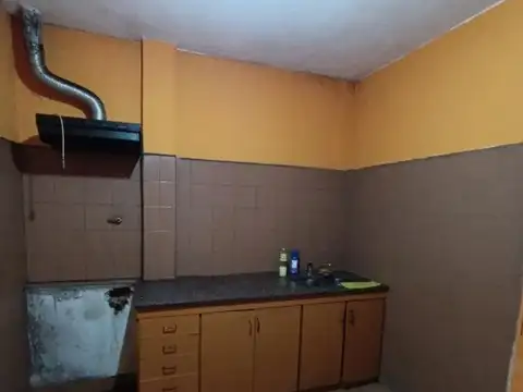 Casa en Venta en Isidro Casanova, USD 90.000