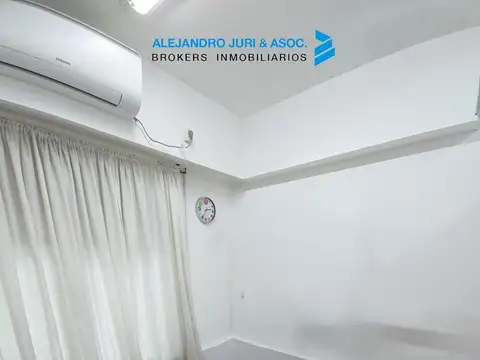 Local en Venta 40 años