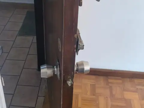 Departamento 4 ambientes con 2 baños