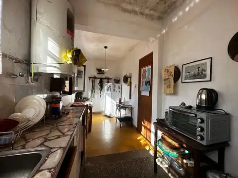 Casa en Venta con 5 cocheras