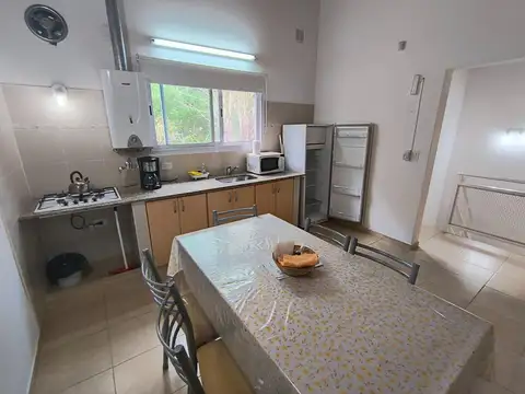 Casa en Alquiler Temporal con 1 cochera