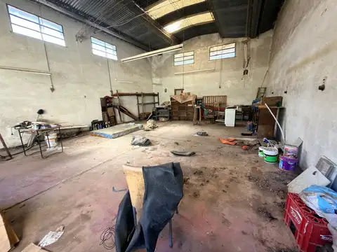 Galpon en Venta en Villa Luro, USD 205.000