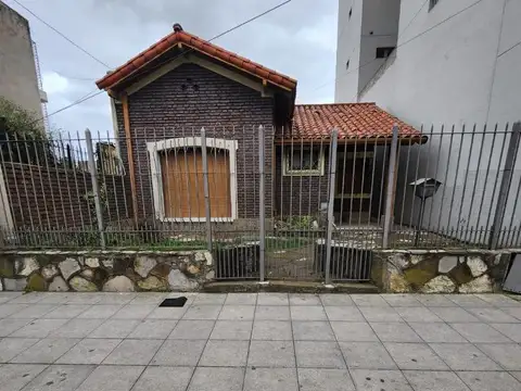 CHALET EN VENTA CENTENARIO URUGUAYO 73 VILLA DOMINICO