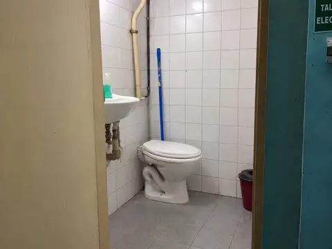 Local en Venta 60 años