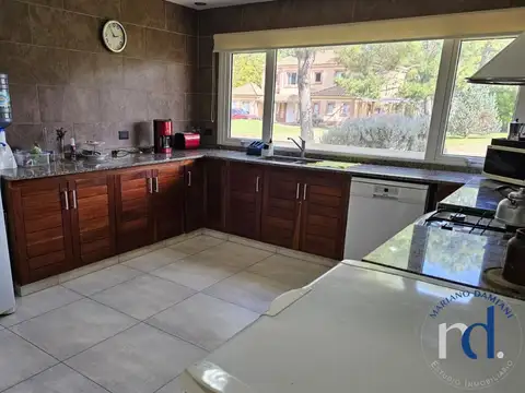 Casa en Venta 3 Dormitorios en Pinamar La Herradura Barrio Privado