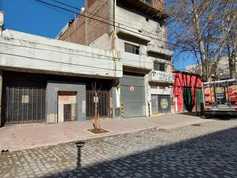 VENTA GALPON MATADEROS 2 PLANTAS 8,66X35 con renta