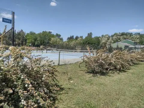 Terreno en Venta en Medal Country club, USD 60.000