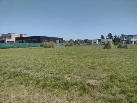 Terreno en Venta en Medal Country club, USD 60.000