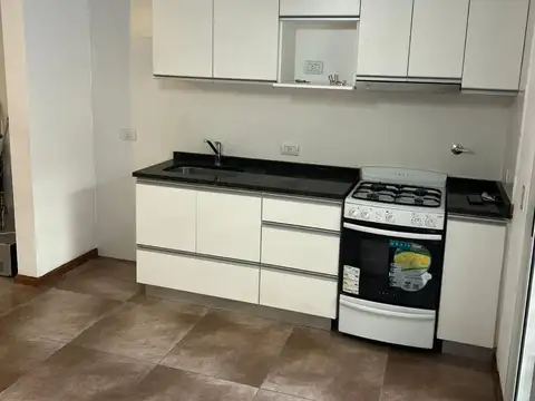 Depto Tipo Casa en Alquiler de 2 ambientes
