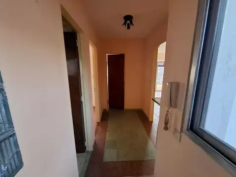Depto Tipo Casa en Venta 40 años
