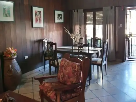 DOS CASAS EN LOTE PROPIO