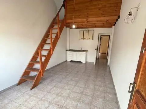Departamento 2 ambientes mas altillo