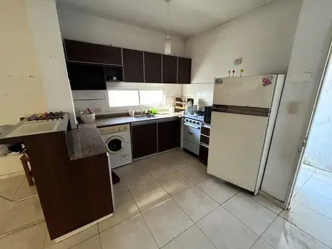 Depto Tipo Casa en Venta en Munro, USD 75.000