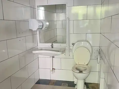 Local en Venta en Olivos, USD 630.000