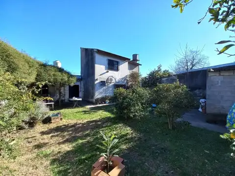 CASA, VIVIENDA MULTIFAMILIAR, A REFACCIONAR