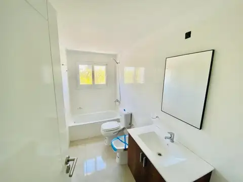 A estrenar - Depto 3 amb con balcón - Haedo