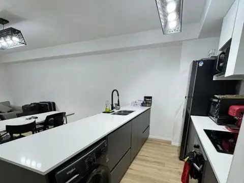 Departamento 2 ambientes con 2 baños