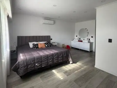 Casa en Venta en Zárate, USD 147.000