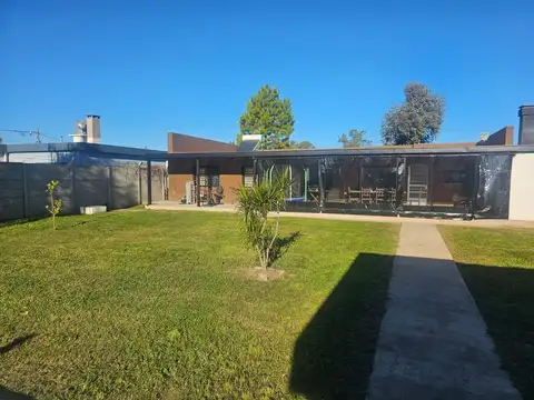Hugo Del Carril B° Aldea Suiza