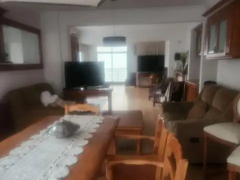 Departamento en Venta de 5 dormitorios