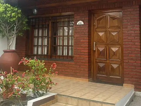Casa en Munro-Oeste
