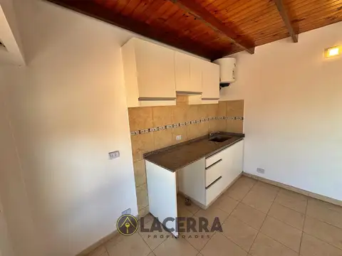 Depto Tipo Casa en Venta de 2 ambientes