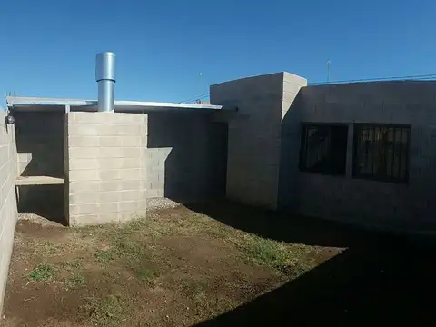 VENTA CASA DOS DORMITORIOS CARRARA HORIZONTE