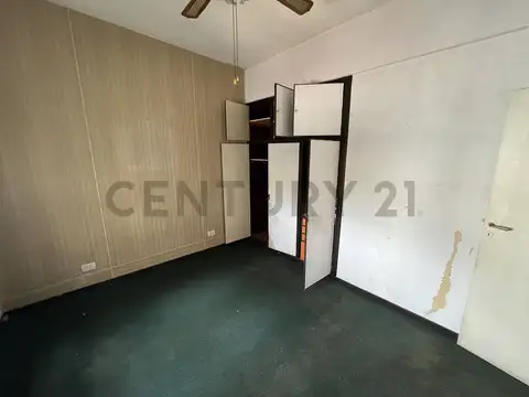 Depto Tipo Casa en Venta 76 años
