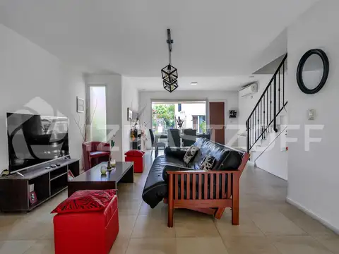 Casa en Venta en California Village, USD 175.000