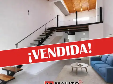 Venta PH monoambiente tipo loft y balcón al frente