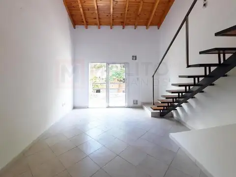 Depto Tipo Casa en Venta en Villa Lugano, USD 65.000