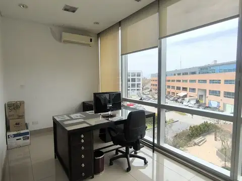 Oficina en Alquiler al Sur