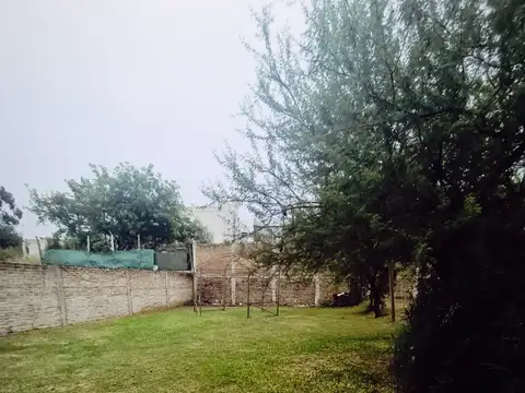 Casa en Venta con 4 cocheras