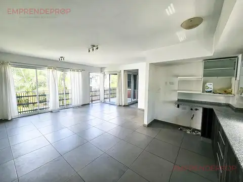 Excelente Duplex en San Isidro. Cochera doble!