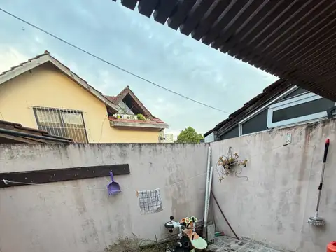 Depto Tipo Casa en Venta 15 años