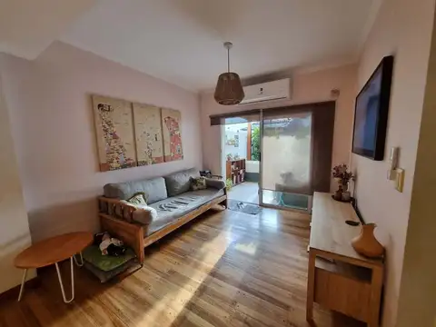 Depto Tipo Casa en Venta 8 años