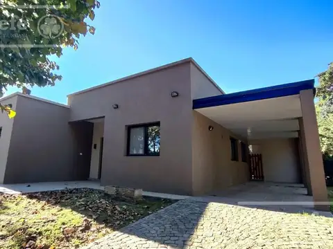 Casa en venta de 5 ambientes! Fincas de Iraola 1 Hudson Berazategui!! ESCRITURABLE! ACEPTA FINANCIAC