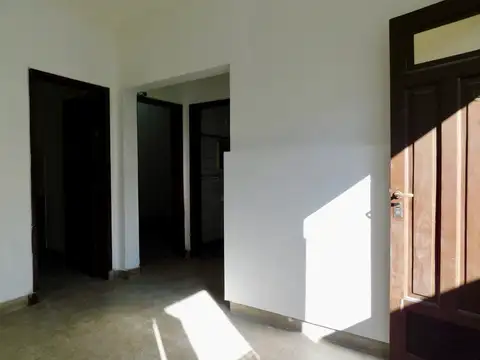 Depto Tipo Casa en Alquiler de 2 dormitorios
