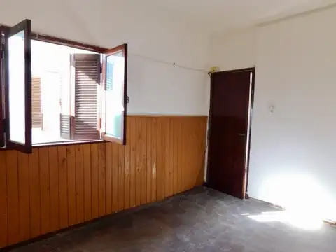 Depto Tipo Casa en Alquiler 40 años