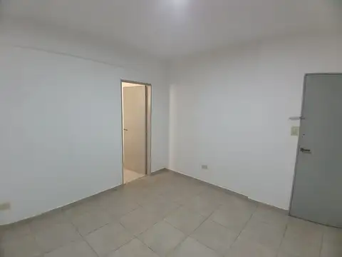 VENTA  DEPARTAMENTO 2 AMBIENTES   LINIERS