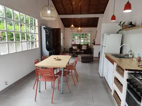 Casa en Alquiler en Caisamar, USD 800