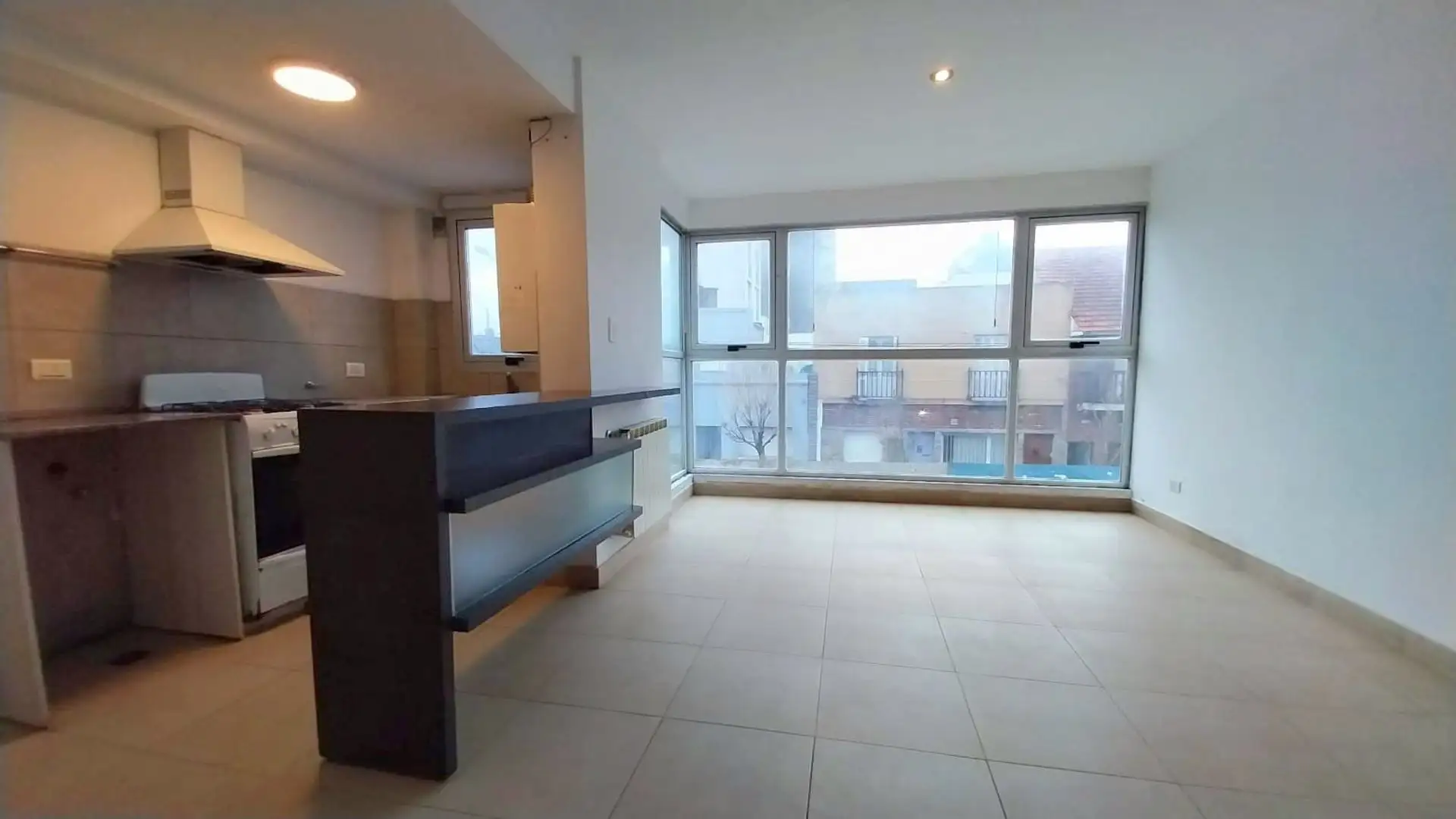 Departamento 2 amb, 34m² al frente — Microcentro