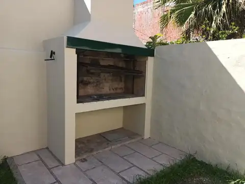 Depto Tipo Casa en Alquiler de Monoambiente