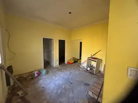 Depto Tipo Casa 3 ambientes con 2 baños